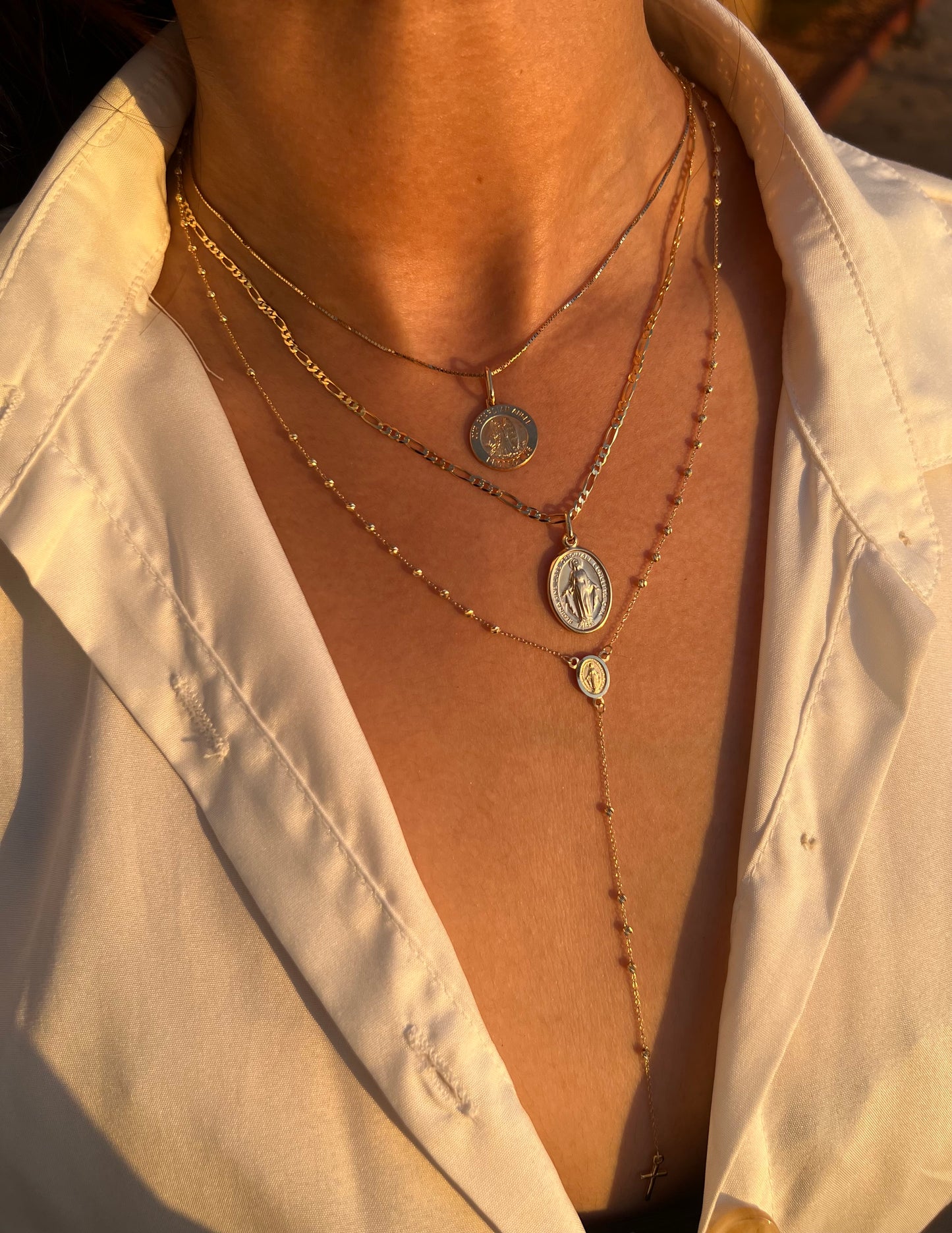 THE VIRGIN MARY NECKLACE